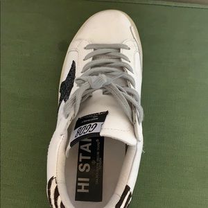 Golden Goose Shoes - Golden Goose Sneakers Golden Goose Shoes - Golden Goose Sneakers